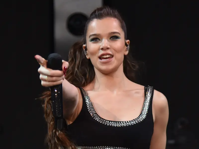 Hailee Steinfeld