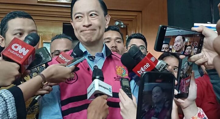 Vonis Kasus Korupsi Gula: Tom Lembong Tampil Tenang di Hadapan Hakim