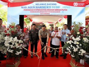 AHY Resmikan Koperasi Kelurahan Merah Putih di Madiun