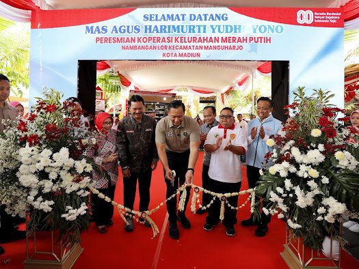 AHY Resmikan Koperasi Kelurahan Merah Putih di Madiun