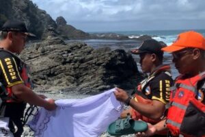 Upaya Pencarian Azka Nurfadillah di Pantai Siung Terus Dilakukan Tim SAR