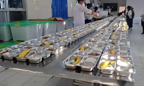 Aroma Harapan di Tengah Malam: Cerita dari Dapur SPPG Lanud Suryadarma, Subang