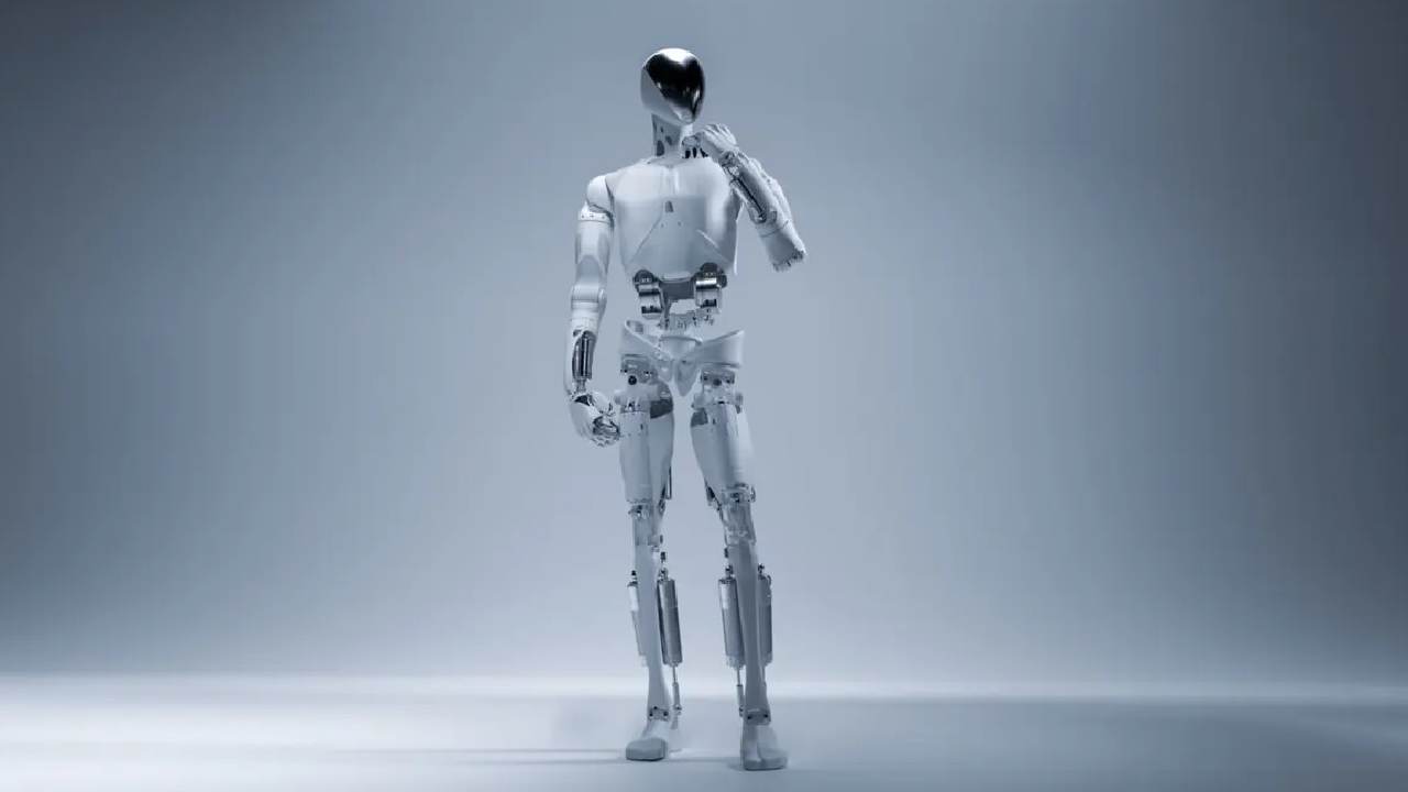 Robot IRON: Wujud Baru Humanoid Feminin dari Xpeng yang Menyerupai Manusia