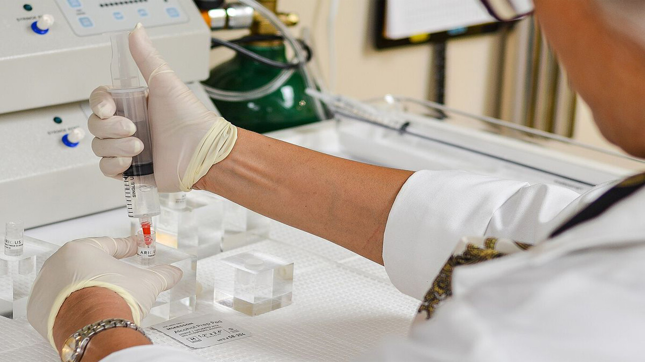 Stem Cell Donor atau Sel Tubuh Sendiri, Mana yang Lebih Baik untuk Terapi Regeneratif?